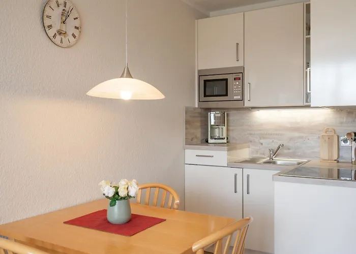 657, Seepark Apartment